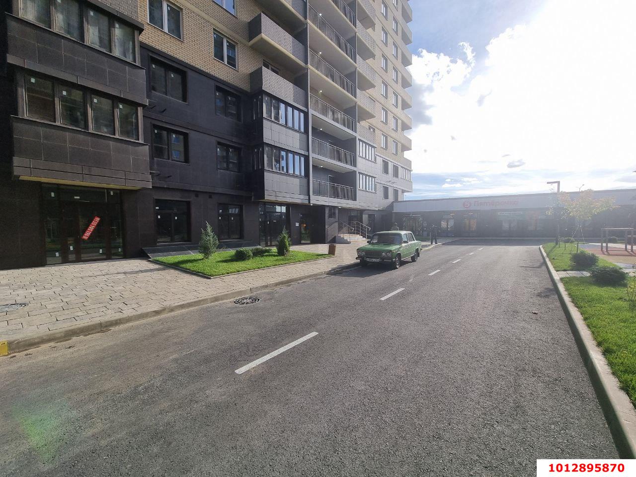 Фото №4: Коммерция 44 м² - Краснодар, Прикубанский внутригородской округ, мкр. жилой комплекс Ракурс, ул. имени Героя Ростовского, 8к4