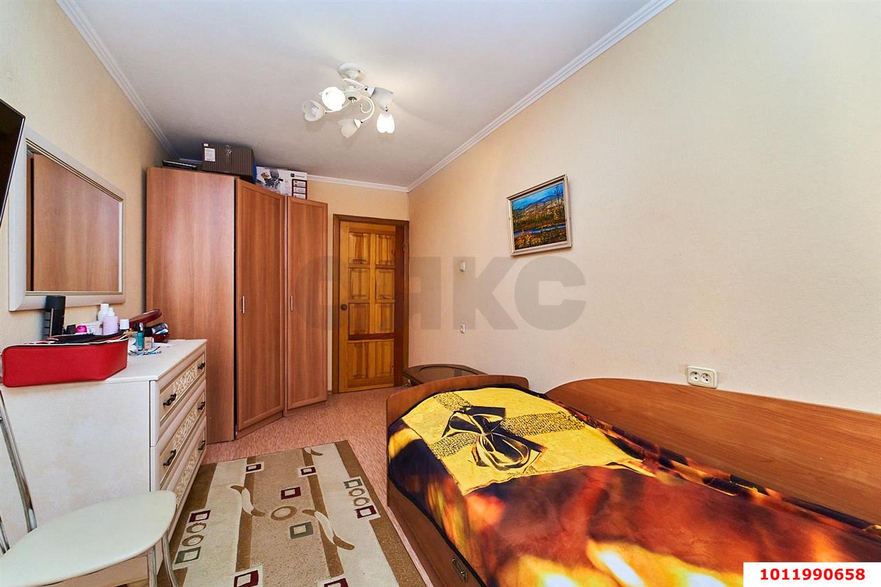 Фото №10: 4-комнатная квартира 79 м² - Краснодар, Краевая Клиническая Больница, ул. 1 Мая, 234