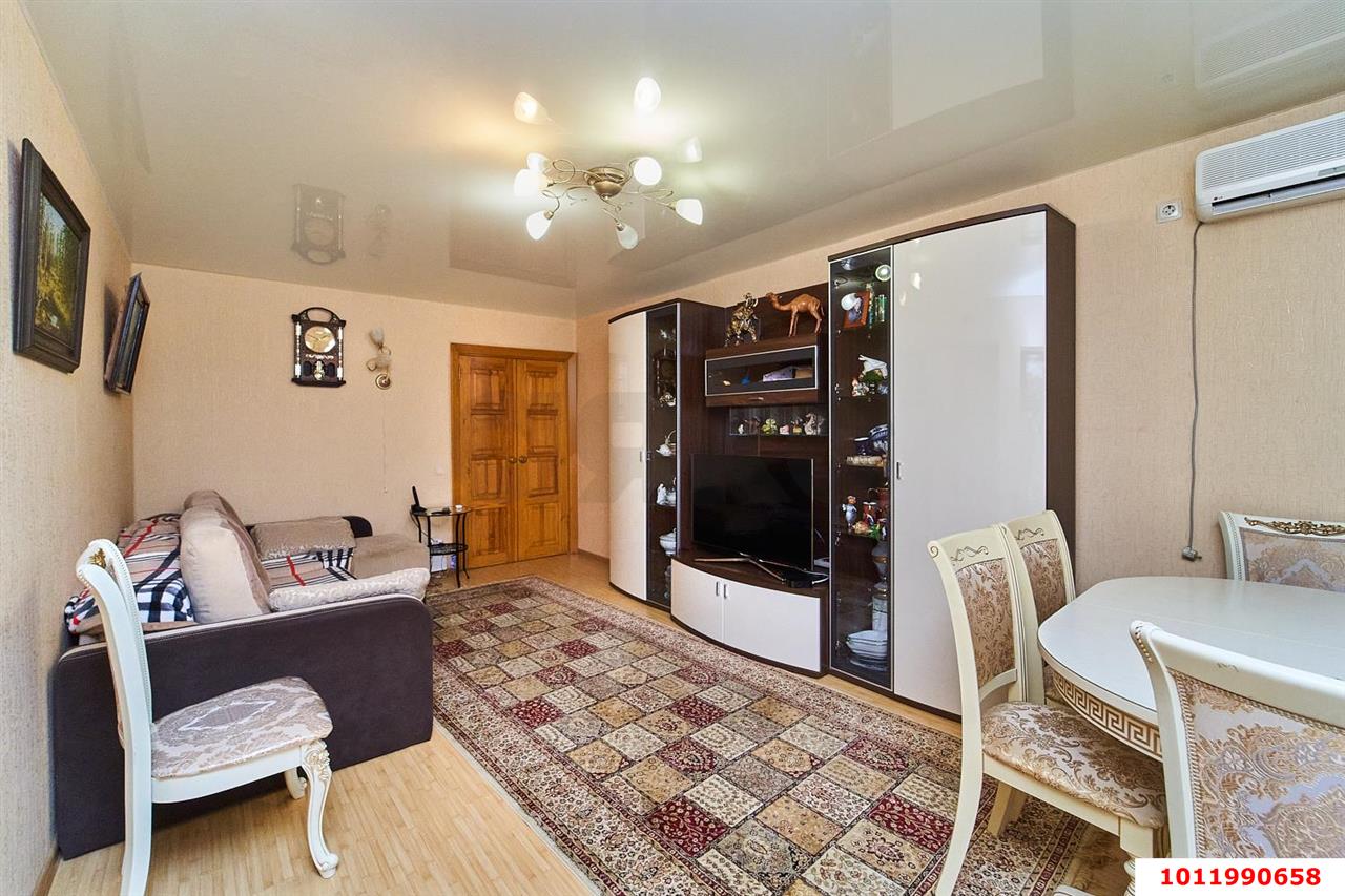 Фото №6: 4-комнатная квартира 79 м² - Краснодар, Прикубанский внутригородской округ, Калинино, мкр. Краевая Клиническая Больница, ул. 1 Мая, 234