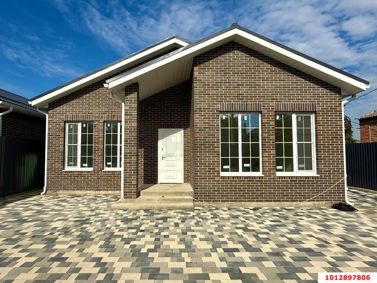 Фото №1: Дом 122 м² + 4.27 сот. - Яблоновский, ул. Горького, 40