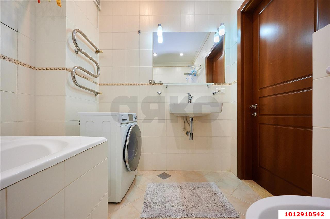 Фото №10: 2-комнатная квартира 65 м² - Краснодар, Центральный, ул. Кубанская Набережная, 4