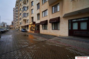 Фото №2: 2-комнатная квартира 65 м² - Краснодар, мкр. Центральный, ул. Кубанская Набережная, 4