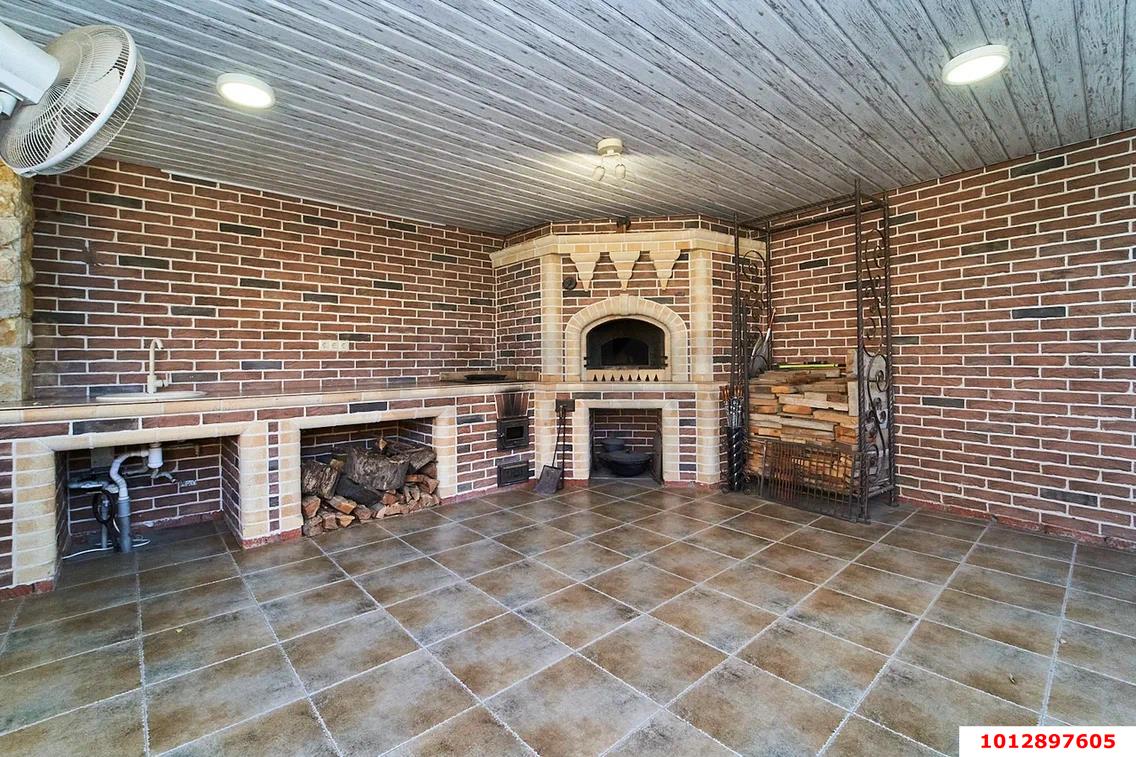 Фото №2: Дом 296 м² + 7.1 сот. - Краснодар, Прикубанский внутригородской округ, мкр. Северный, ул. Звенигородская, 2