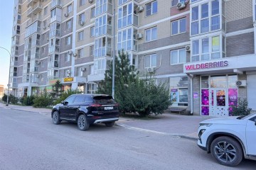 Фото №4: Торговое помещение 77 м² - Краснодар, мкр. жилой комплекс Сармат, ул. Западный Обход, 65к1