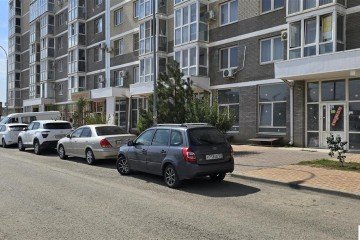 Фото №2: Торговое помещение 77 м² - Краснодар, мкр. жилой комплекс Сармат, ул. Западный Обход, 65к1