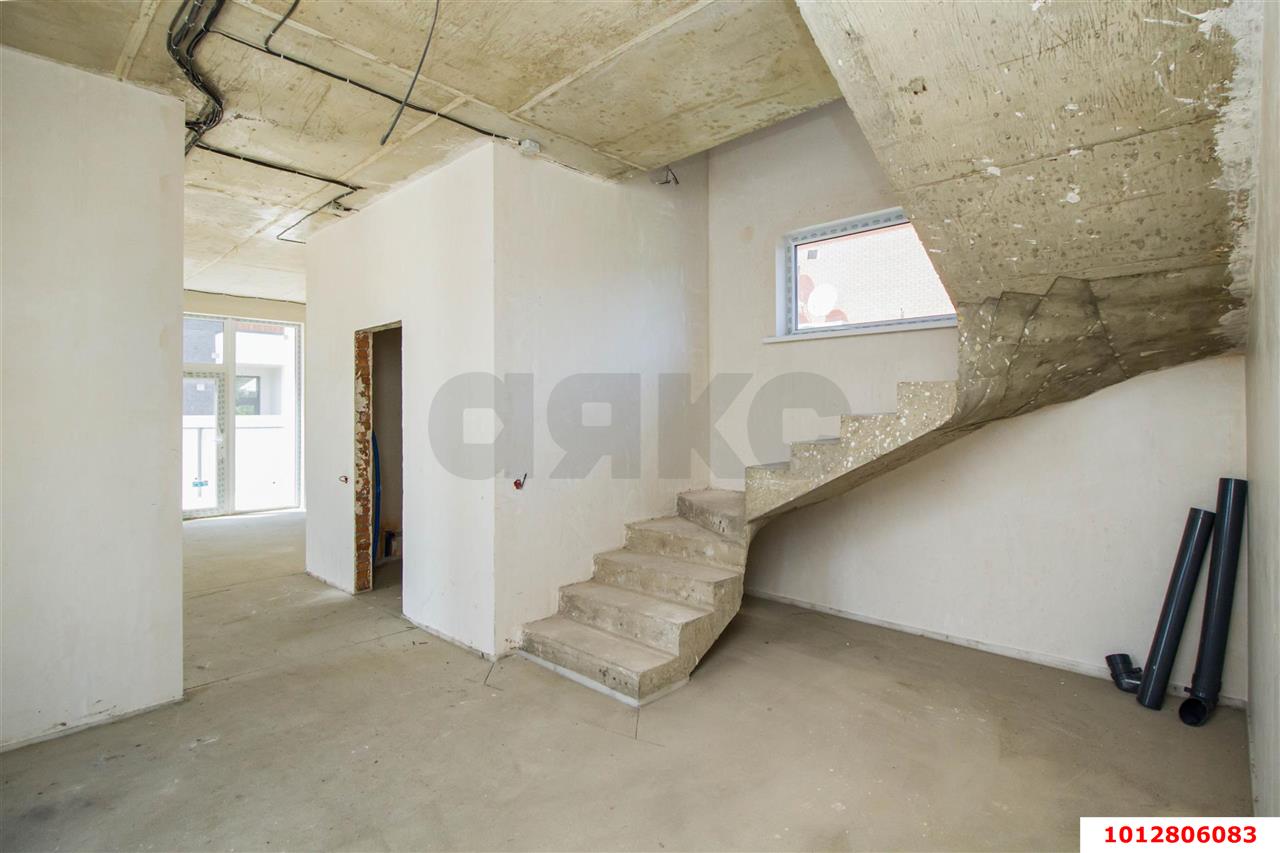 Фото №14: Дом 195 м² + 5 сот. - Краснодар, Прикубанский внутригородской округ, Калинино, мкр. Завод Радиоизмерительных Приборов, ул. Прочноокопская, 7