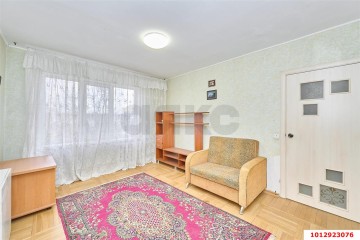 Фото №1: 3-комнатная квартира 60 м² - Краснодар, мкр. имени Маршала Жукова, ул. Кореновская, 9