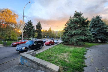 Фото №4: Торговое помещение 200 м² - Краснодар, мкр. Фестивальный, ул. имени Тургенева, 149