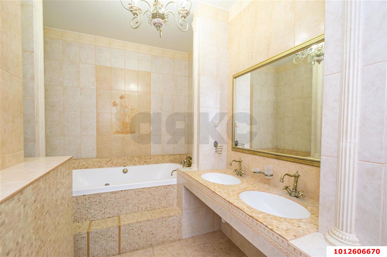 Фото №15: 3-комнатная квартира 136 м² - Краснодар, Центральный, ул. Кубанская набережная, 37