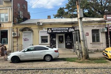 Фото №2: Коммерция 38 м² - Краснодар, мкр. Центральный, ул. Коммунаров, 95