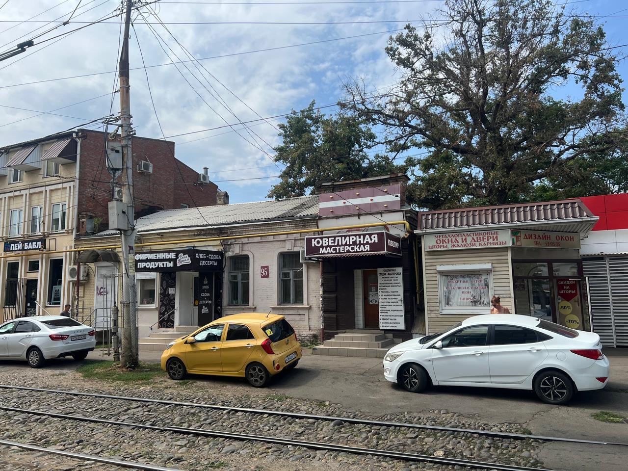 Фото №10: Коммерция 38 м² - Краснодар, Центральный внутригородской округ, мкр. Центральный, ул. Коммунаров, 95