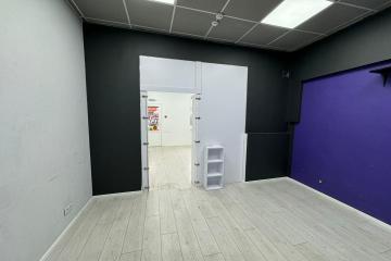 Фото №3: Коммерция 38 м² - Краснодар, мкр. Центральный, ул. Коммунаров, 95