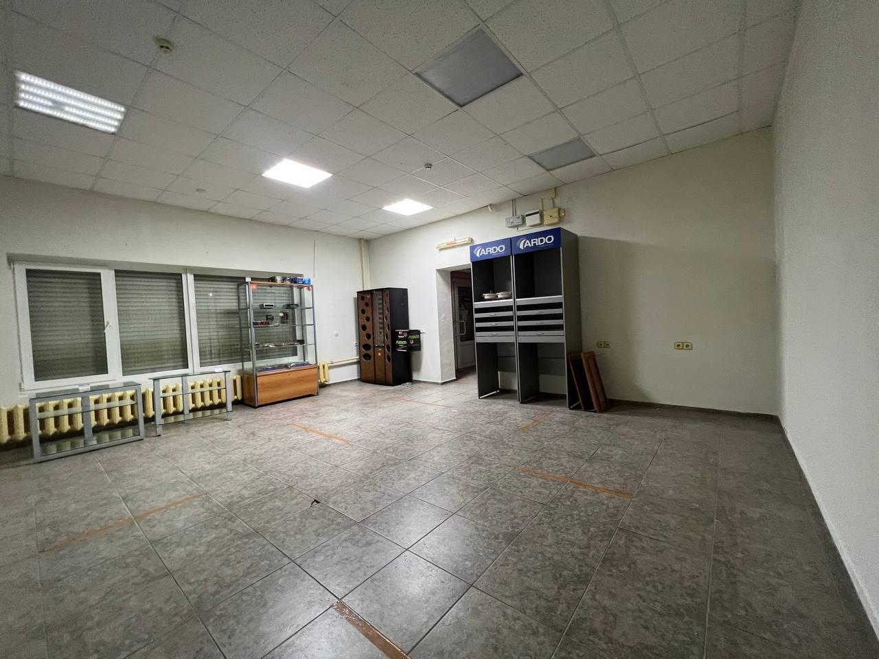 Фото №8: Коммерция 721 м² - Темрюк, ул. Парижской Коммуны, 38