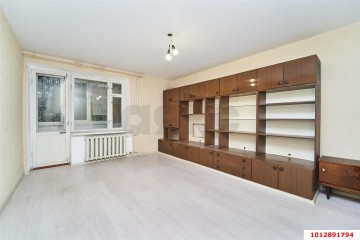 Фото №1: 3-комнатная квартира 82 м² - Краснодар, мкр. Западный внутригородской округ, ул. Брянская, 3