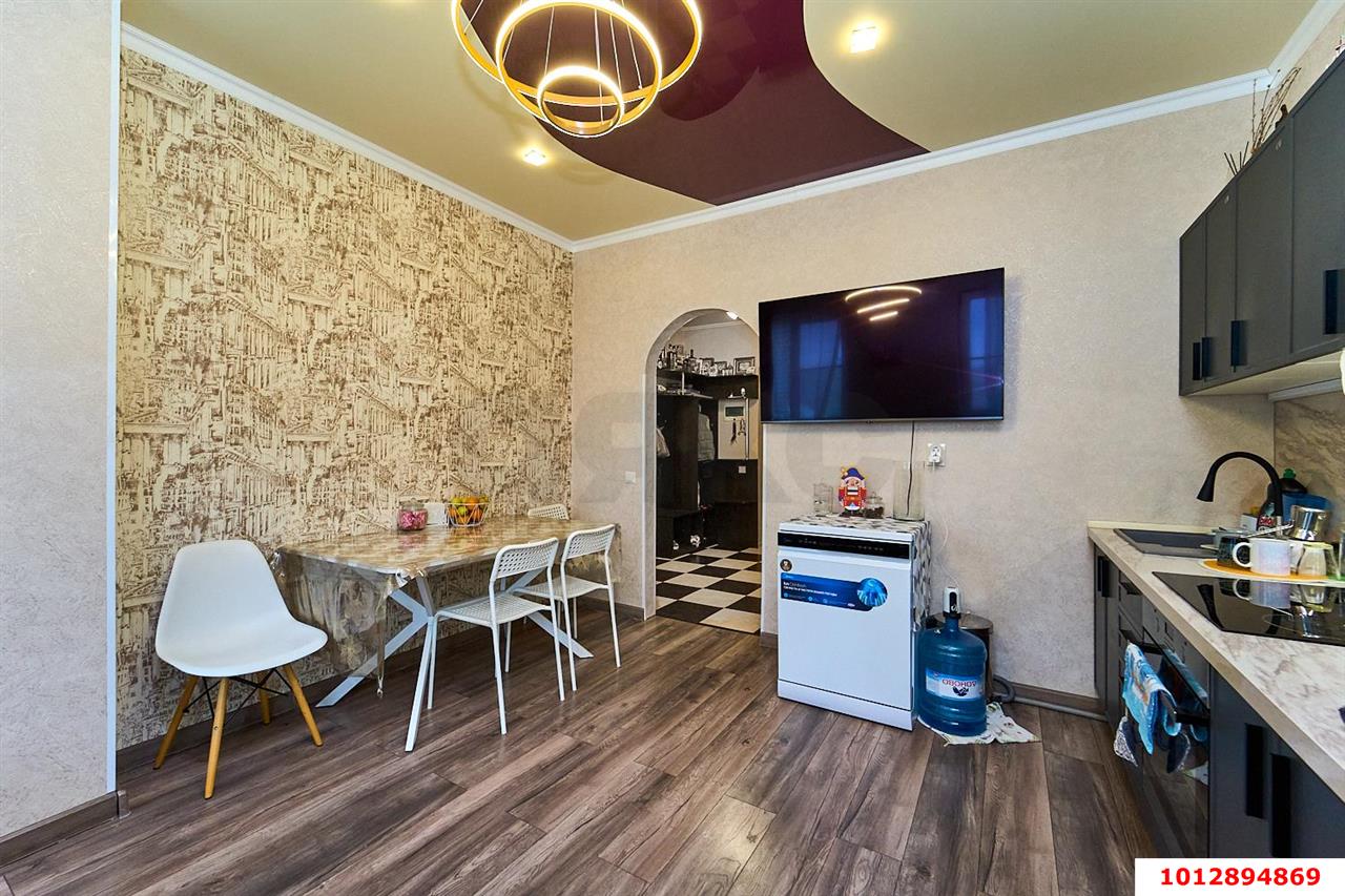 Фото №10: 2-комнатная квартира 65 м² - Краснодар, Сады Калинина, ул. Средняя, 81/4