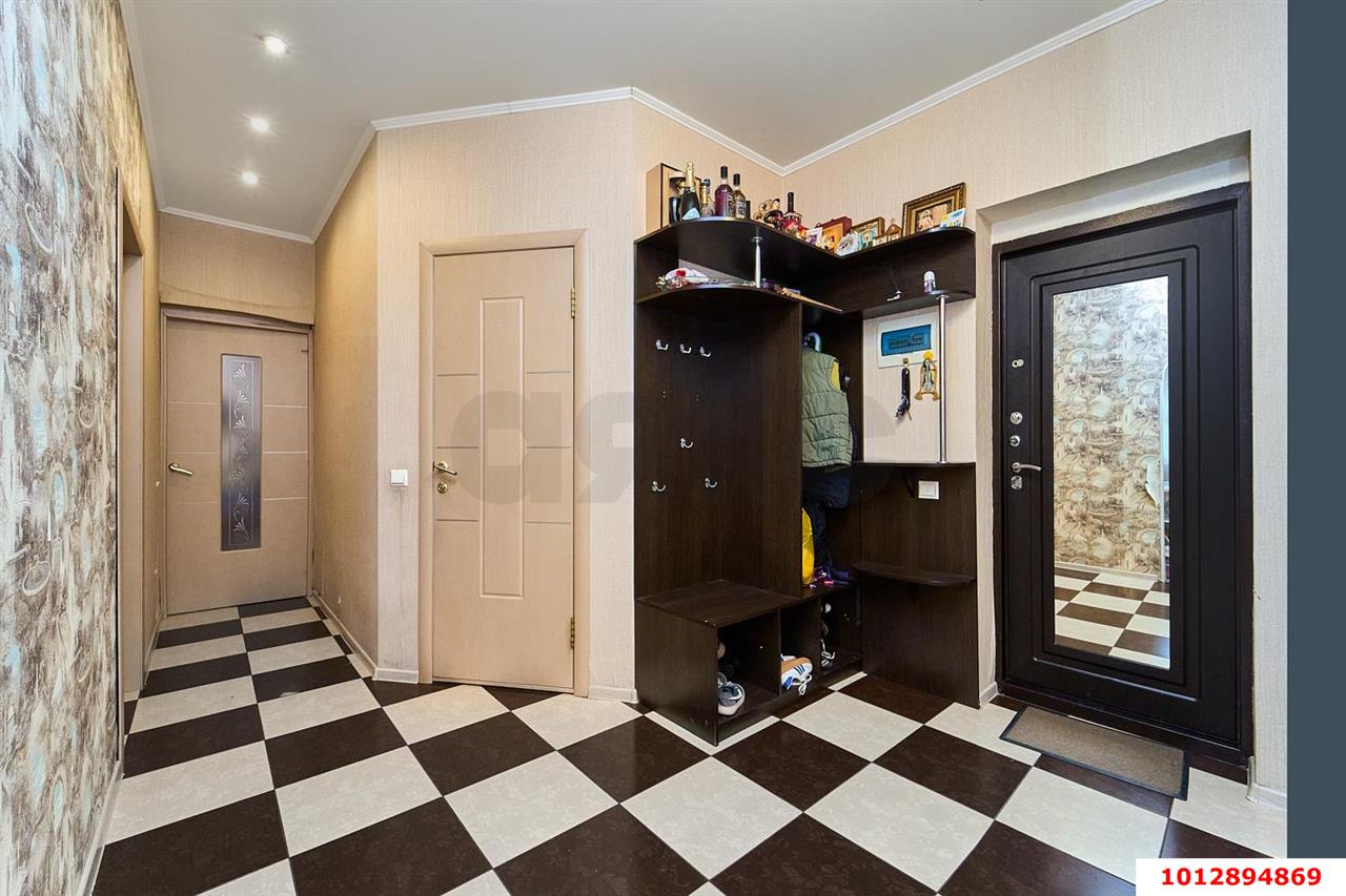 Фото №5: 2-комнатная квартира 65 м² - Краснодар, Прикубанский внутригородской округ, мкр. Сады Калинина, ул. Средняя, 81/4