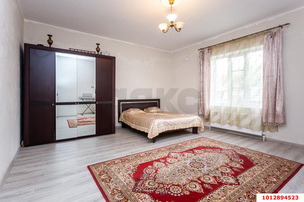 Фото №4: Дом 350 м² + 5.88 сот. - Краснодар, 2-я Площадка, ул. им. Лазарева, 33