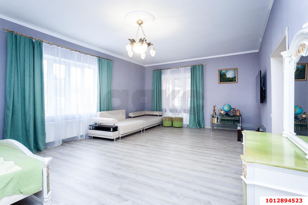 Фото №3: Дом 350 м² + 5.88 сот. - Краснодар, 2-я Площадка, ул. им. Лазарева, 33