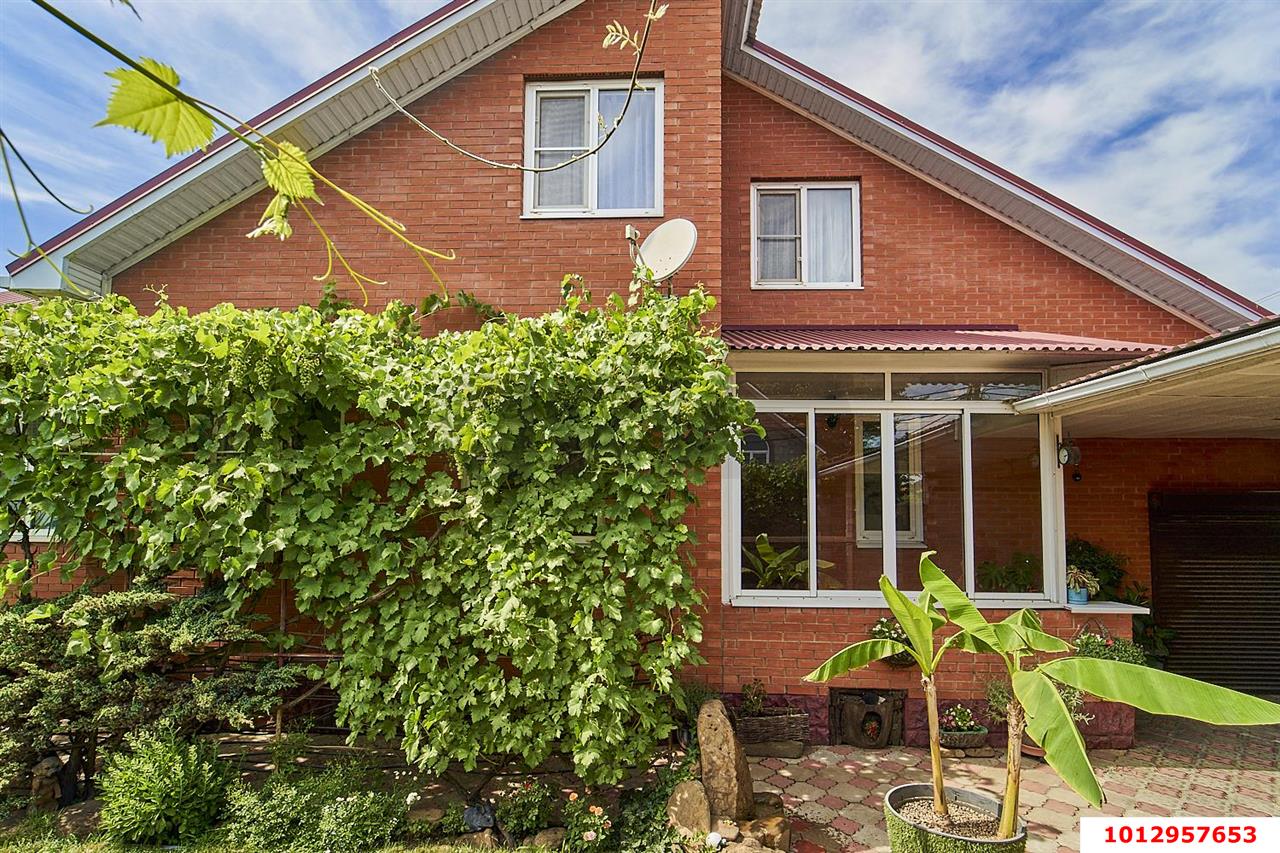 Фото №1: Дом 178 м² + 4.82 сот. - Ленина, Карасунский внутригородской округ, снт Белая Чайка, ул. Клубничная, 56