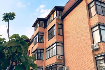 Фото №1: 2-комнатная квартира 76 м² - Краснодар, мкр. Поле Чудес, ул. Симиренко, 11