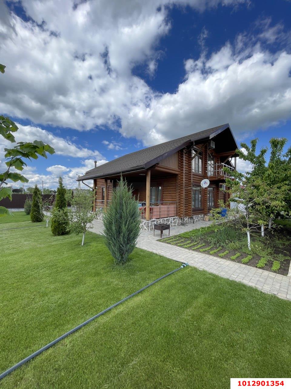 Фото №2: Дом 197 м² + 14 сот. - Красносельское, ул. Школьная, 6