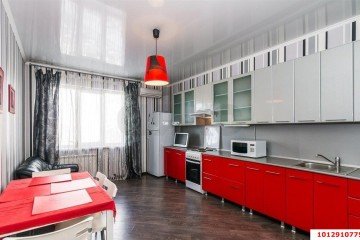 Фото №1: 2-комнатная квартира 75 м² - Краснодар, мкр. Центральный, ул. Кубанская Набережная, 31/1