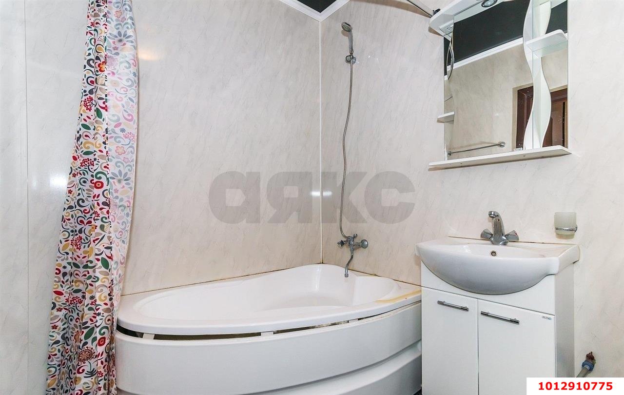 Фото №6: 2-комнатная квартира 75 м² - Краснодар, Центральный, ул. Кубанская Набережная, 31/1