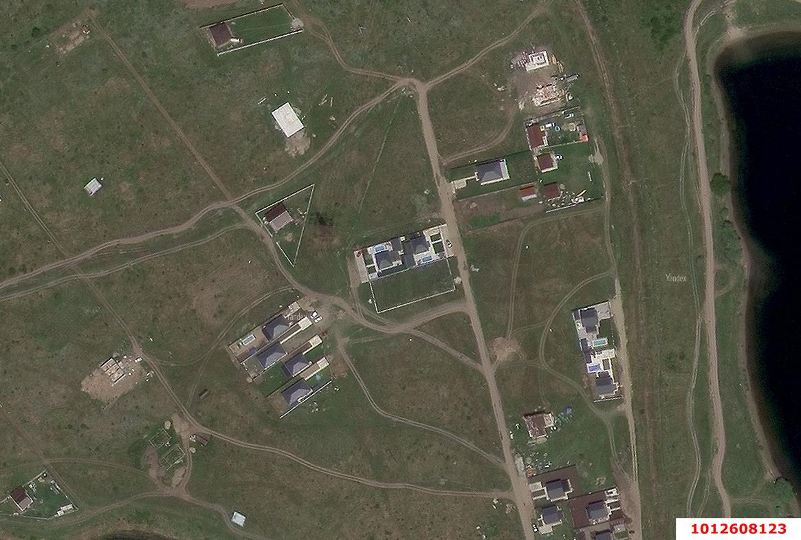 Фото №2: Земельный участок под ИЖС 10 сот. - Старобжегокай, ул. Нахимова, 25