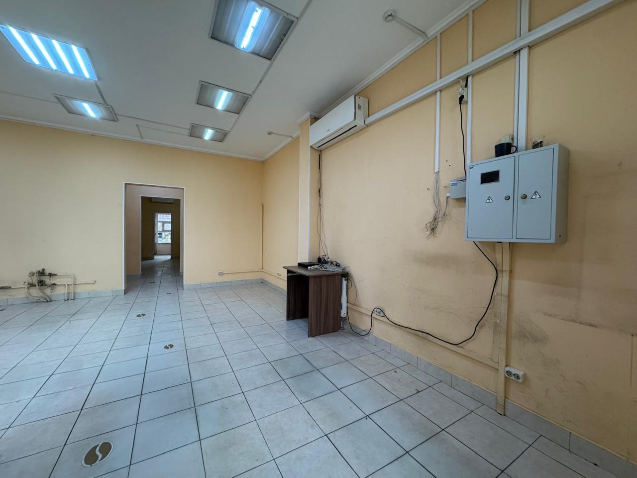 Фото №8: Коммерция 63 м² - Краснодар, Прикубанский внутригородской округ, мкр. 40 лет Победы, ул. имени 40-летия Победы