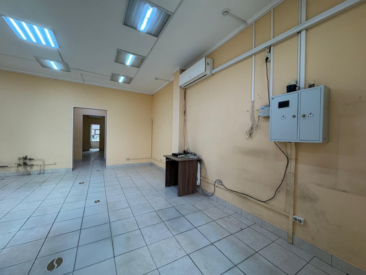 Фото №7: Коммерция 63 м² - Краснодар, Прикубанский внутригородской округ, мкр. 40 лет Победы, ул. имени 40-летия Победы