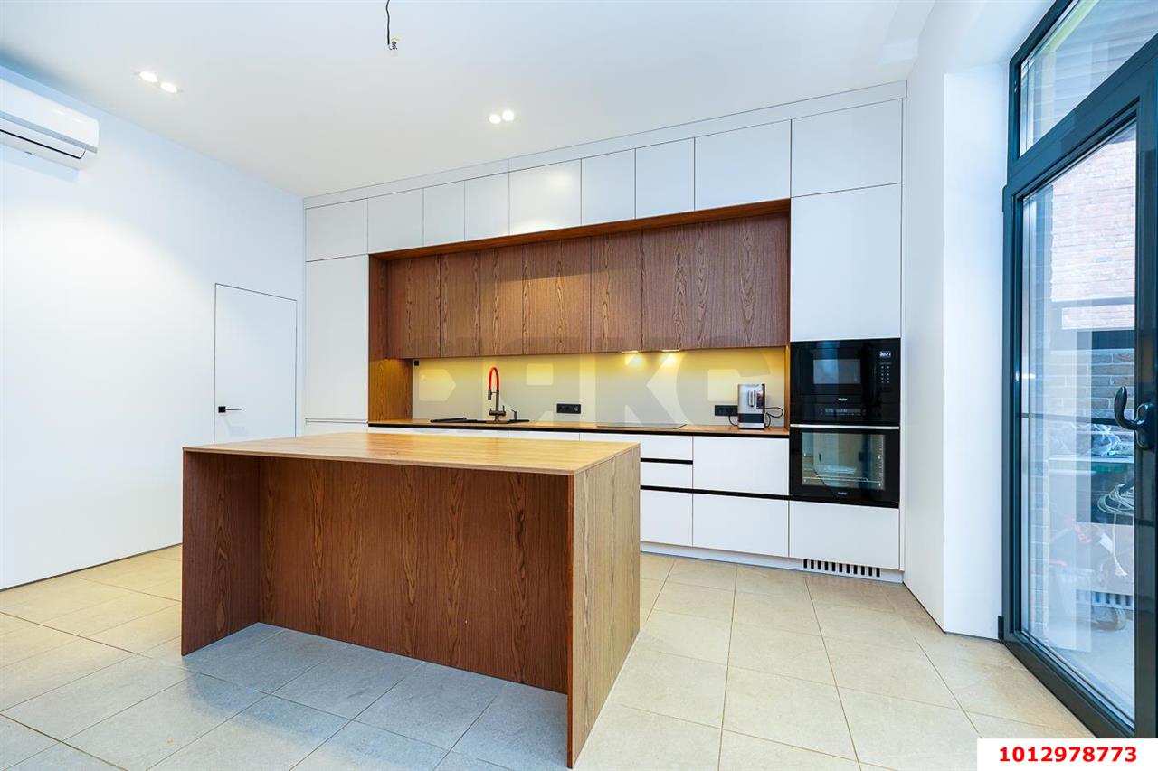 Фото №8: Дом 146 м² + 4 сот. - Краснодар, Центральный внутригородской округ, Покровка, мкр. Центральный, ул. Новокузнечная, 116