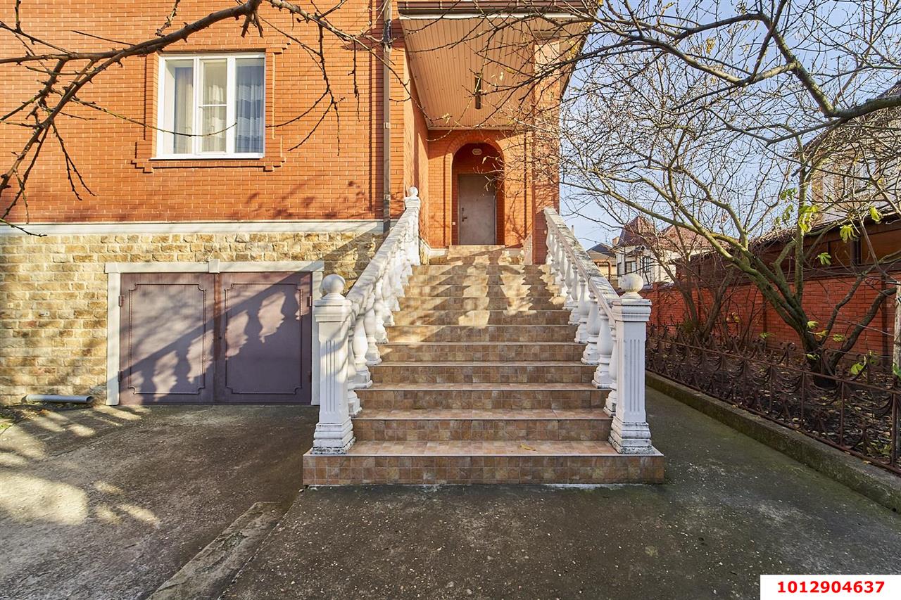 Фото №3: Дуплекс 384 м² + 3.6 сот. - Краснодар, 2-я Площадка, ул. Дмитрия Донского, 18