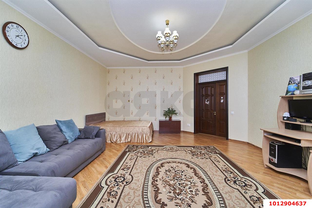 Фото №11: Дуплекс 384 м² + 3.6 сот. - Краснодар, 2-я Площадка, ул. Дмитрия Донского, 18