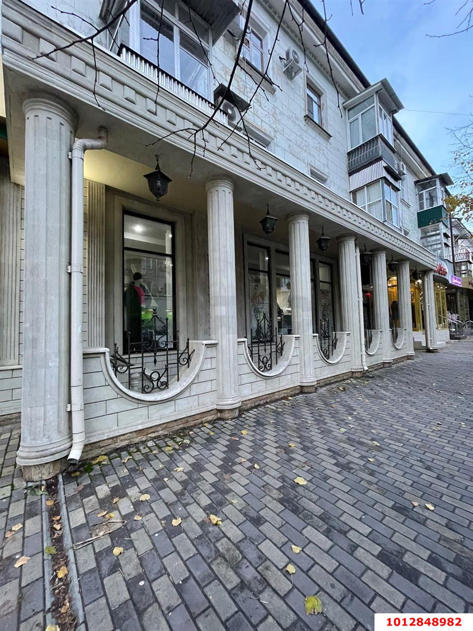 Фото №2: Торговое помещение 293 м² - Армавир, мкр. Оптика, ул. Ленина, 97