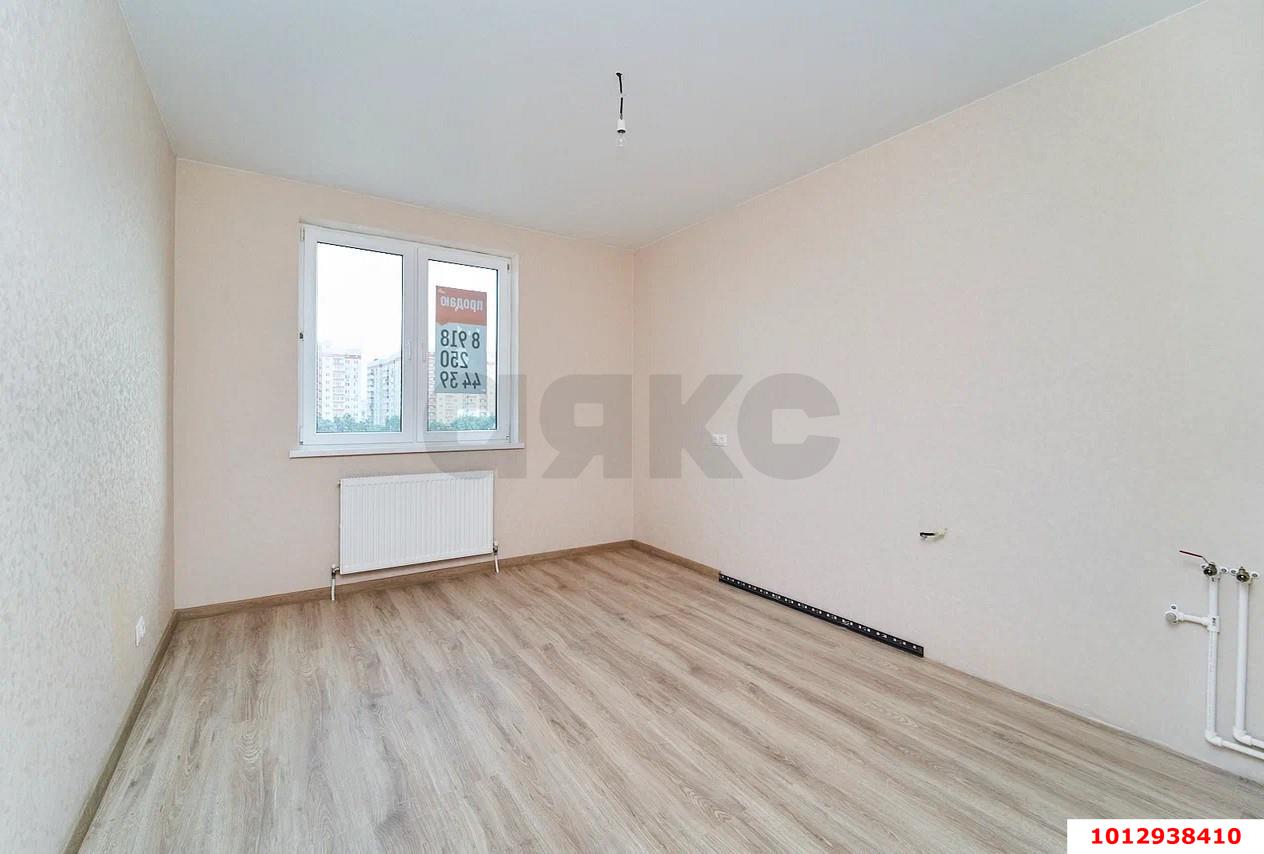 Фото №1: 2-комнатная квартира 64 м² - Краснодар, жилой комплекс Олимп, ул. Домбайская, 10/2