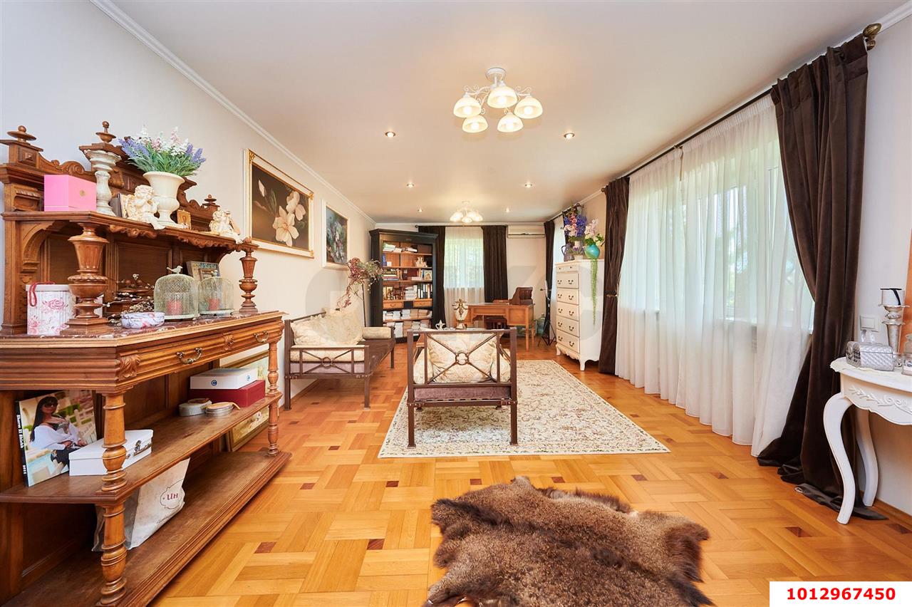 Фото №10: Дом 321 м² + 10.27 сот. - Краснодар, Прикубанский внутригородской округ, мкр. имени Н.И. Вавилова, ул. А.В. Дёмина, 37