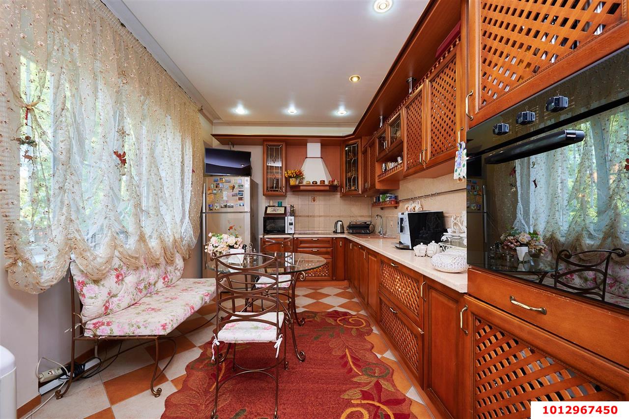 Фото №9: Дом 321 м² + 10.27 сот. - Краснодар, Прикубанский внутригородской округ, мкр. имени Н.И. Вавилова, ул. А.В. Дёмина, 37