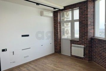 Фото №2: 3-комнатная квартира 97 м² - Краснодар, мкр. Центральный, ул. Кубанская набережная, 39