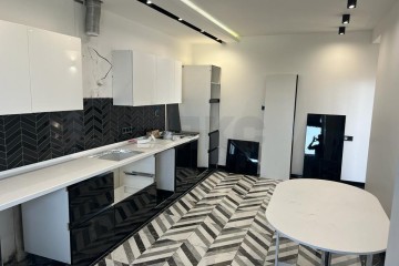 Фото №1: 3-комнатная квартира 97 м² - Краснодар, мкр. Центральный, ул. Кубанская набережная, 39