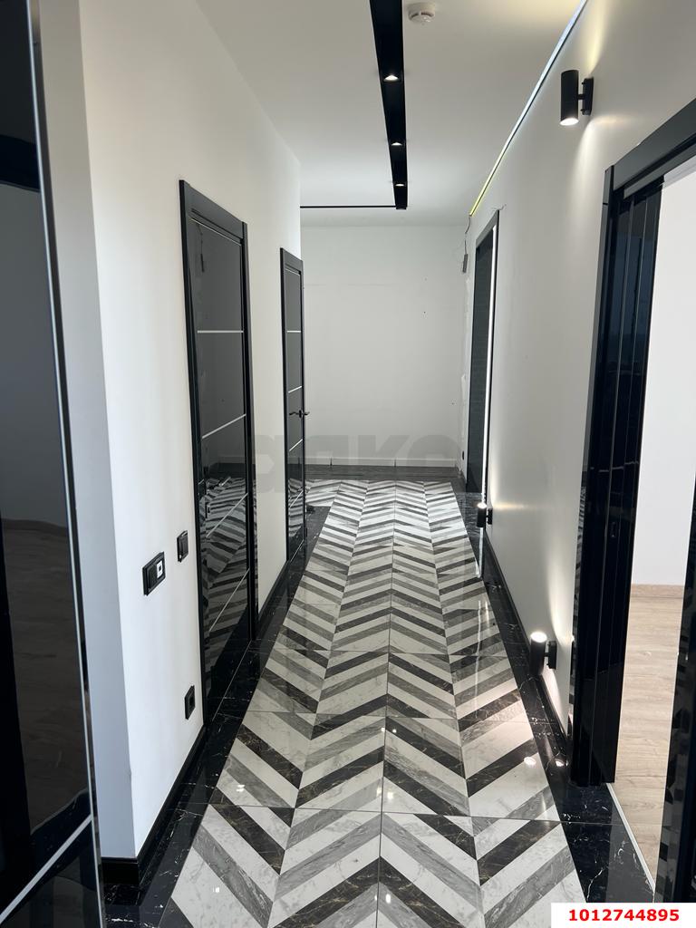 Фото №5: 3-комнатная квартира 108 м² - Краснодар, Центральный, ул. Кубанская набережная, 39