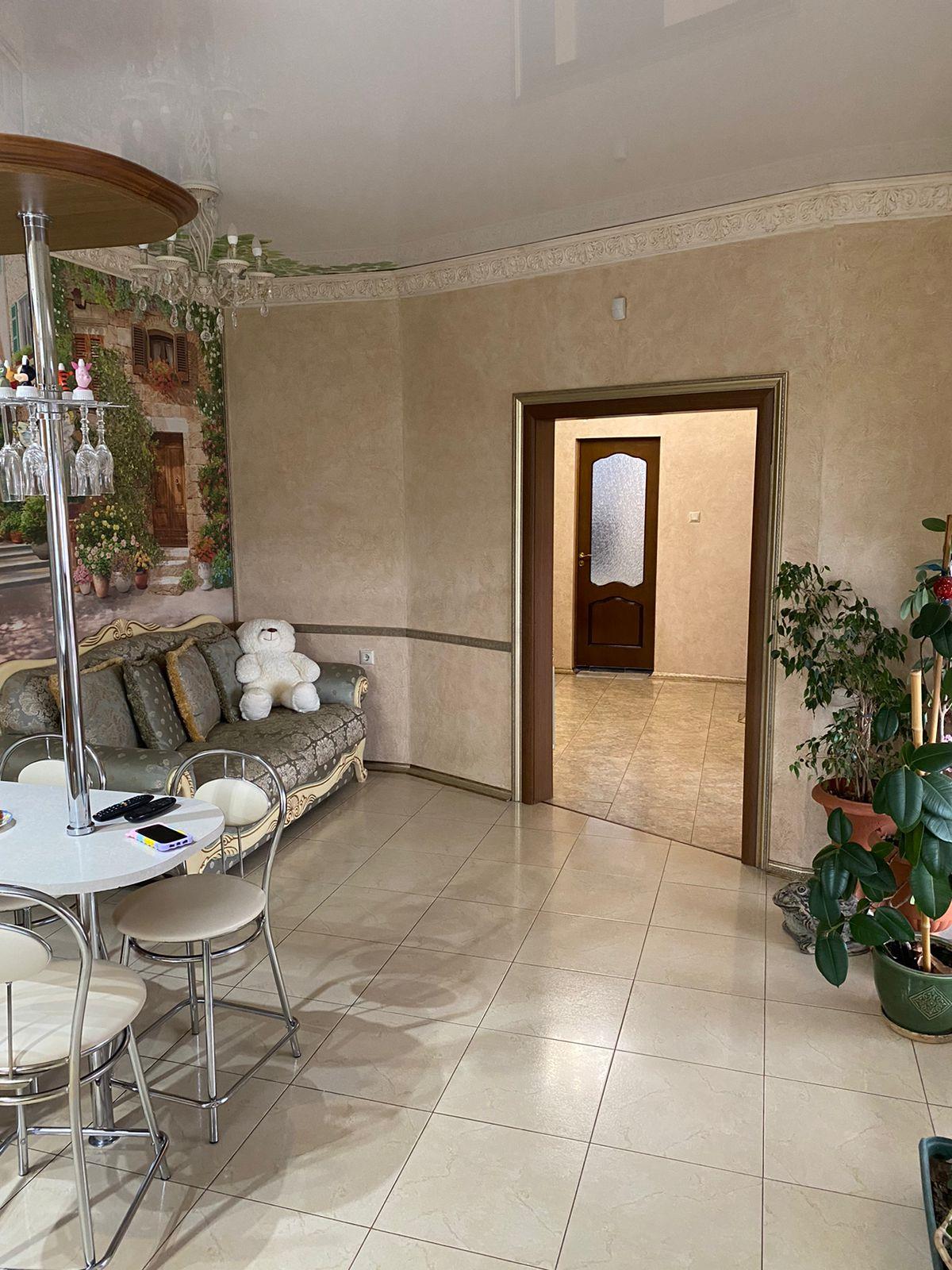 Фото №10: Дом 260 м² + 5 сот. - Тихорецк, ул. Воровского, 5В