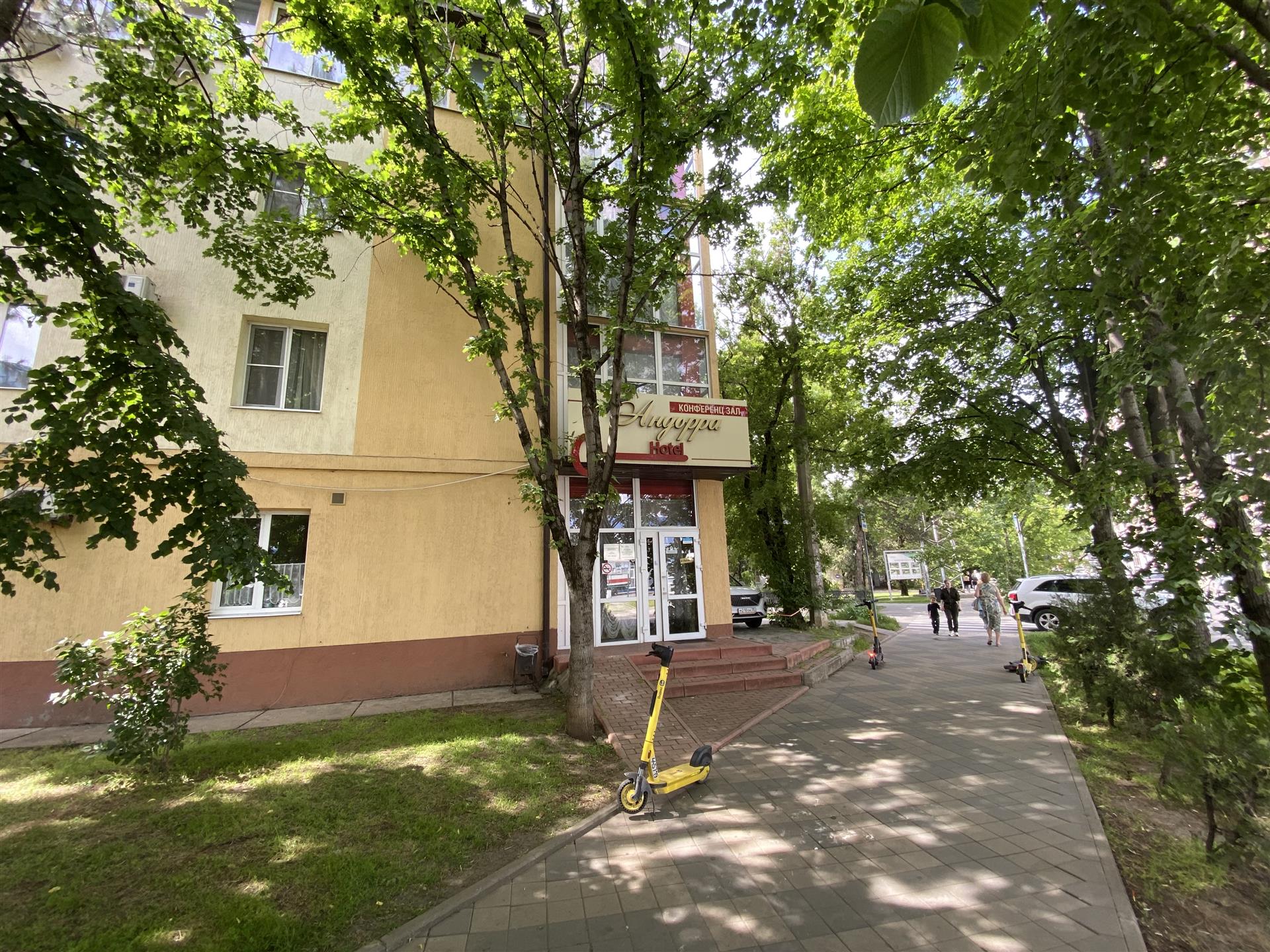 Фото №8: Коммерция 584 м² - Краснодар, Западный внутригородской округ, мкр. ЖК Оазис, ул. Клубная, 11