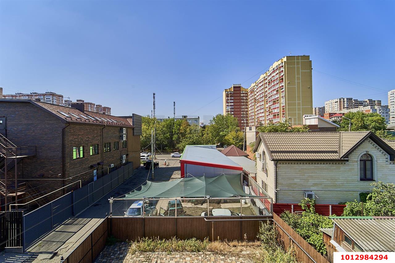 Фото №32: Дом 236 м² + 4 сот. - Краснодар, Западный внутригородской округ, мкр. Фестивальный, пер. Тимашевский, 16