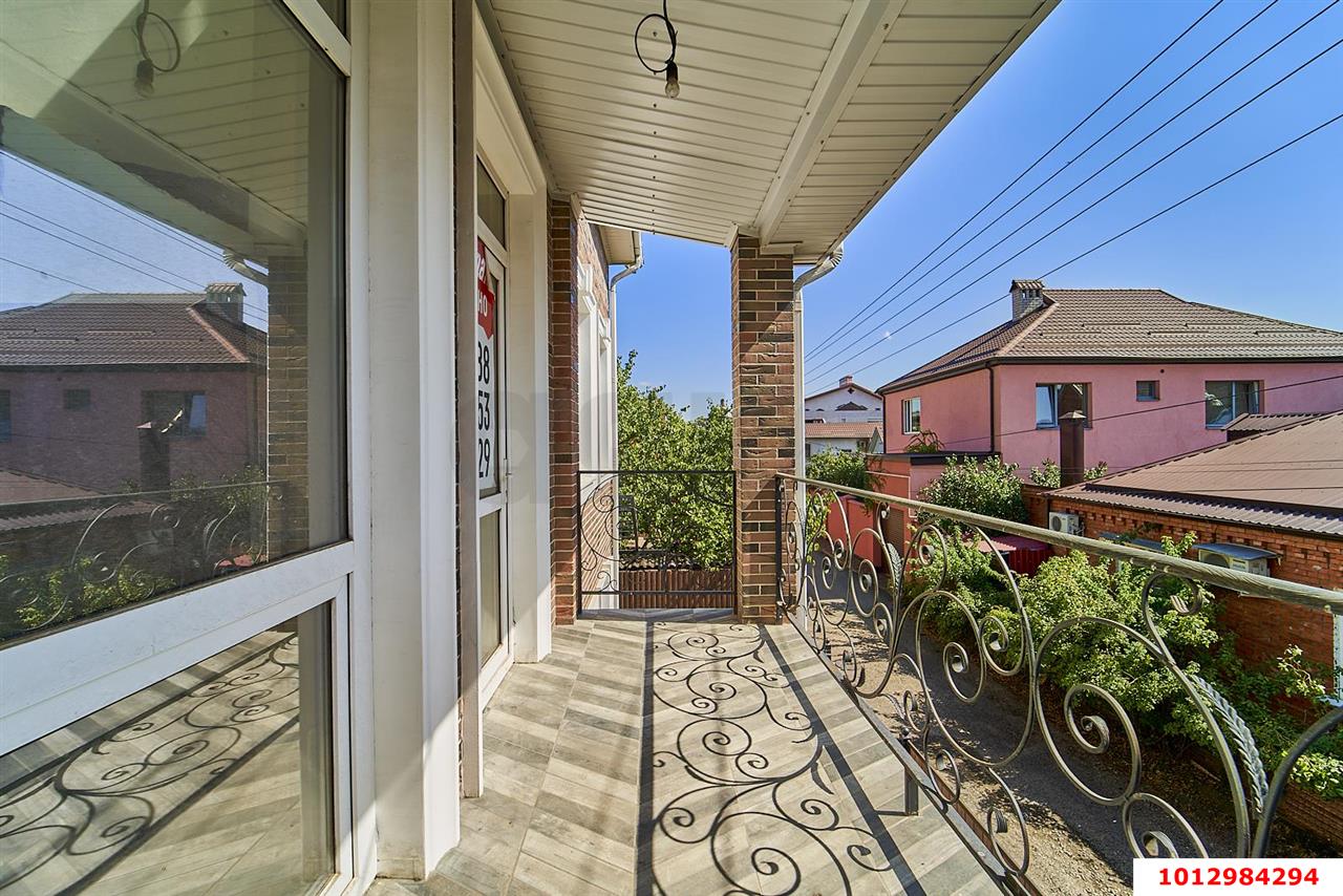 Фото №3: Дом 236 м² + 4 сот. - Краснодар, Западный внутригородской округ, мкр. Фестивальный, пер. Тимашевский, 16