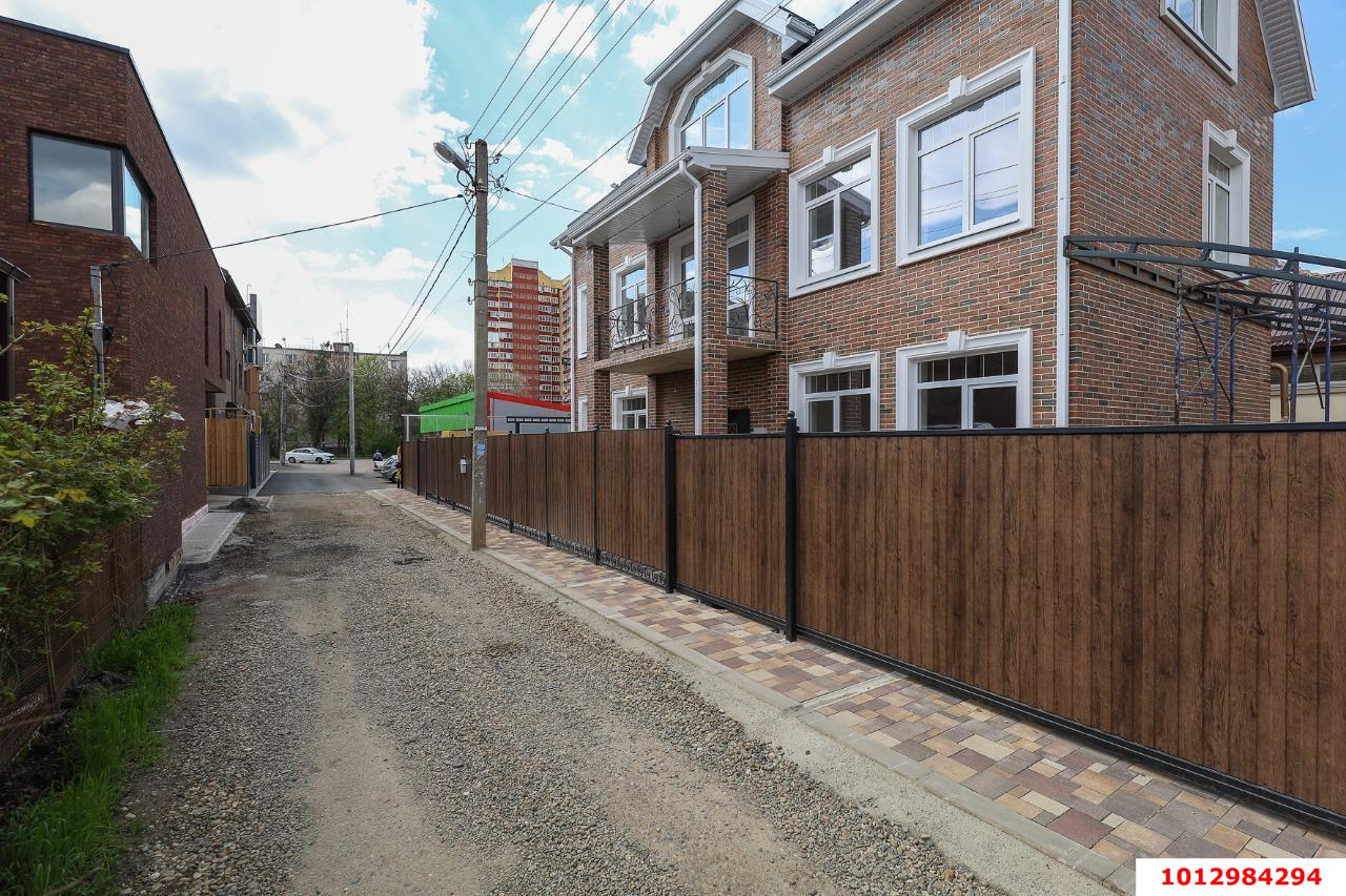 Фото №1: Дом 236 м² + 4 сот. - Краснодар, Фестивальный, пер. Тимашевский, 16