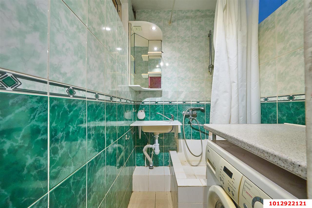 Фото №11: 4-комнатная квартира 64 м² - Краснодар, Центральный внутригородской округ, ул. имени П.М. Гаврилова, 105