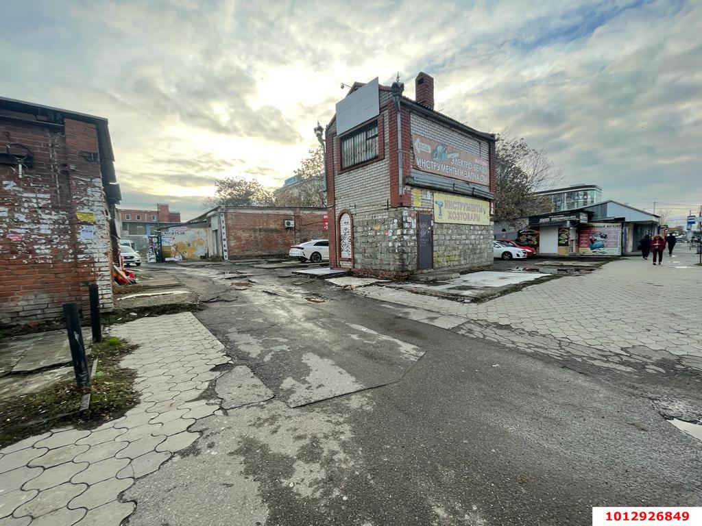 Фото №4: Торговое помещение 380 м² - Краснодар, Центральный, ул. Октябрьская, 177/2