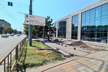 Фото №1: Торговое помещение 500 м² - Краснодар, ж/м Пашковский, ул. имени В.Н. Мачуги, 49