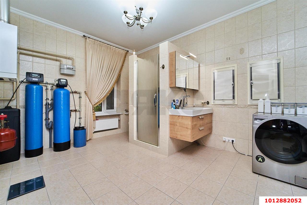 Фото №10: Дом 296 м² + 12 сот. - Краснодар, Прикубанский внутригородской округ, мкр. 2-я Площадка, ул. Взлётная, 5