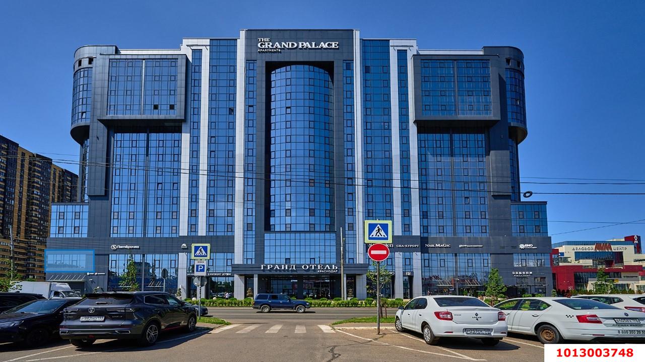Фото №1: Торговое помещение 91 м² - Краснодар, жилой комплекс Гранд Пэлэс, ул. Уральская, 75/6